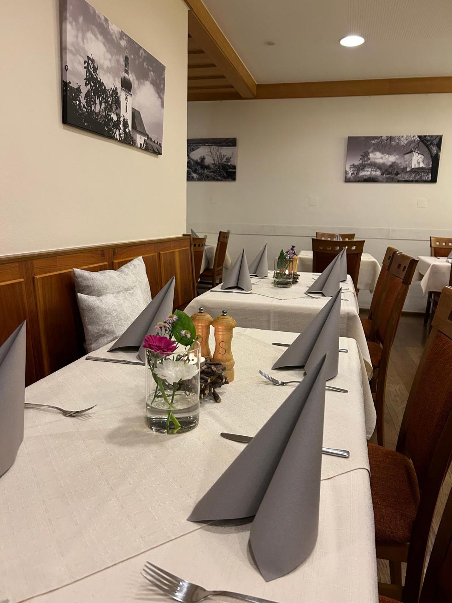 Hotel Gasthof Zur Post Konigstein in der Oberpfalz Bagian luar foto