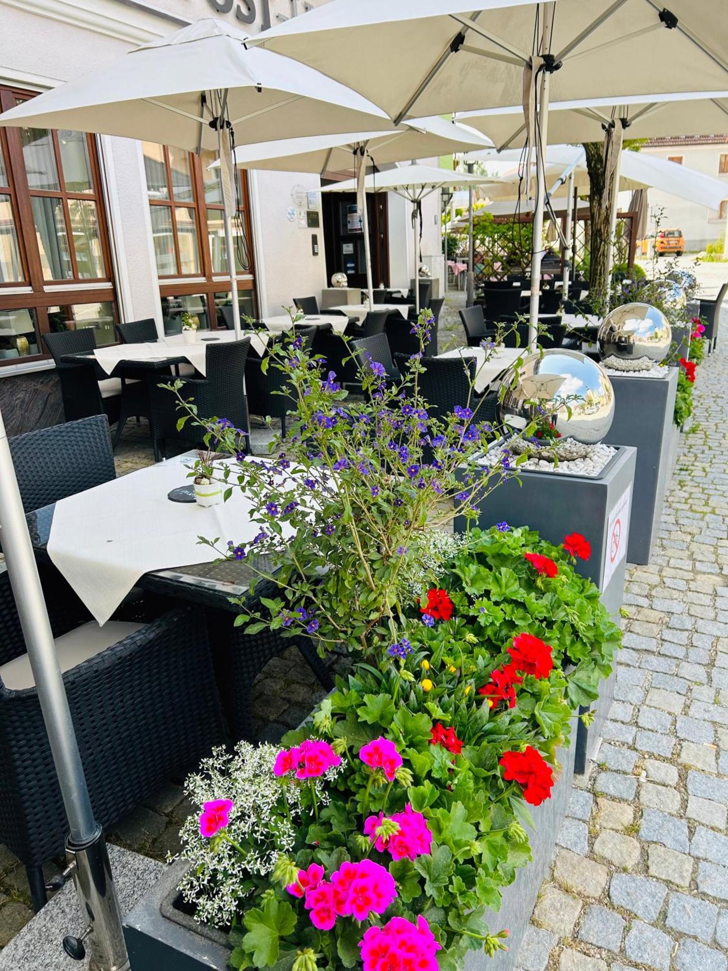 Hotel Gasthof Zur Post Konigstein in der Oberpfalz Bagian luar foto