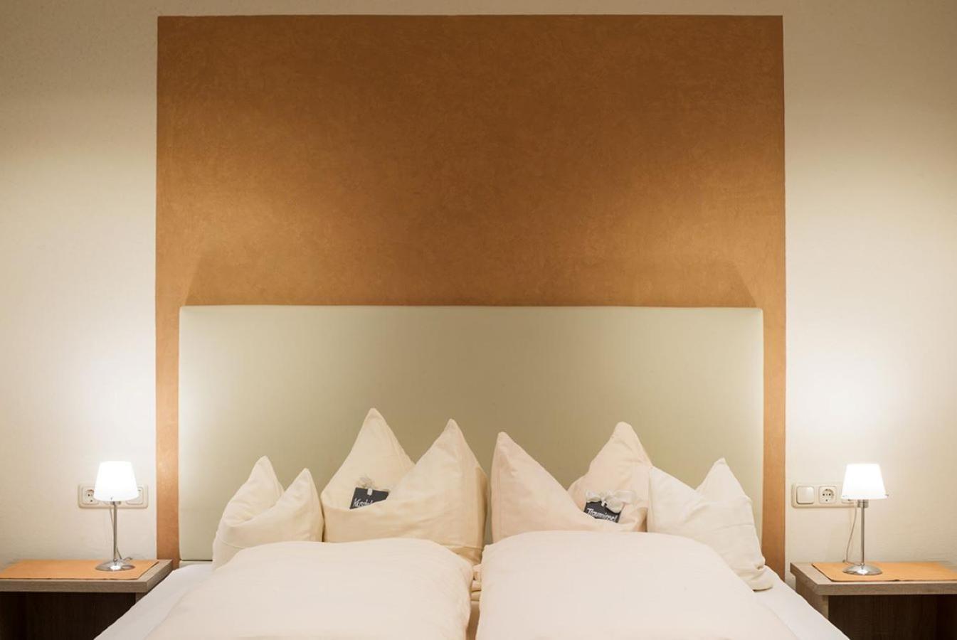 Hotel Gasthof Zur Post Konigstein in der Oberpfalz Bagian luar foto