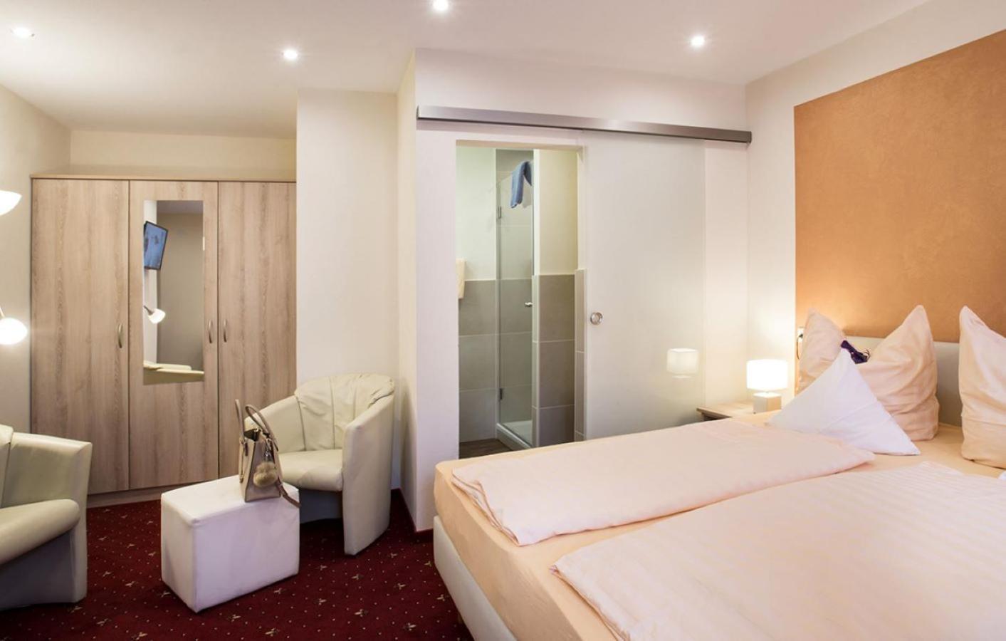 Hotel Gasthof Zur Post Konigstein in der Oberpfalz Bagian luar foto